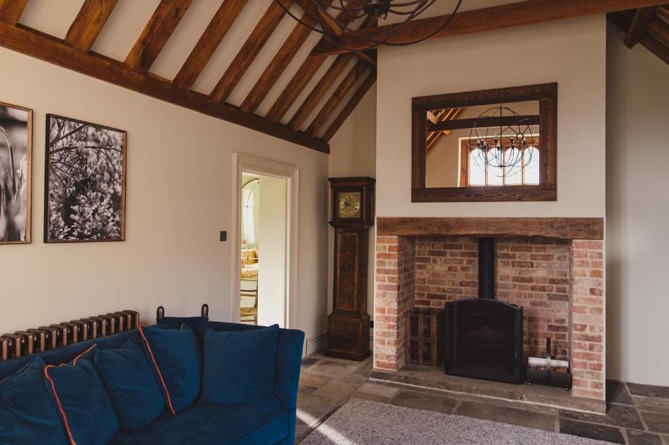Villa Chapel House Estate à Manston  Extérieur photo